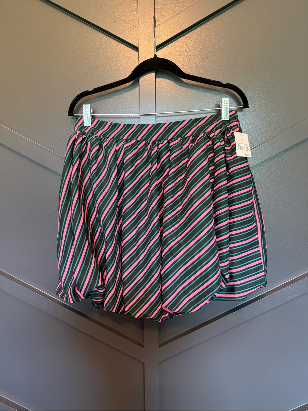 ☀️🌊 Women’s Wicked Striped Bubble Hem Skirt in Black, Pink & Teal NWT
